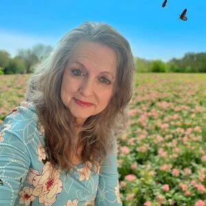 Meet your Posher, Beth